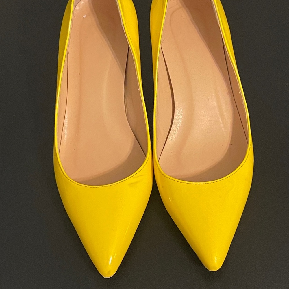 Elegant Patent Leather Happy Yellow Women's Pumps